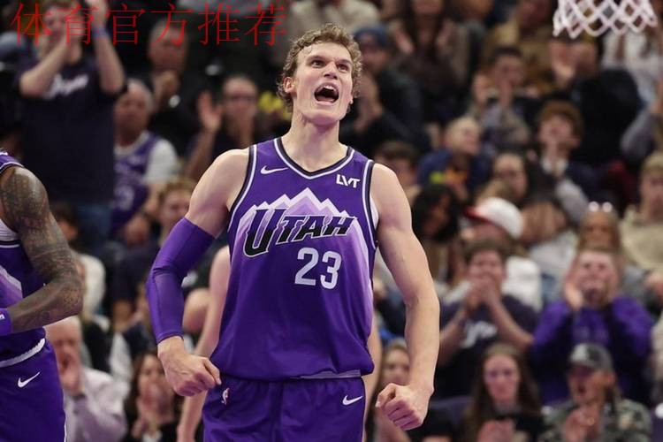 菲利波夫斯基末节14分,爵士一波9-0还剩1分钟反超独行侠1分 菲利波夫斯基末节14分,爵士一波9-0还剩1分钟反超独行侠1分